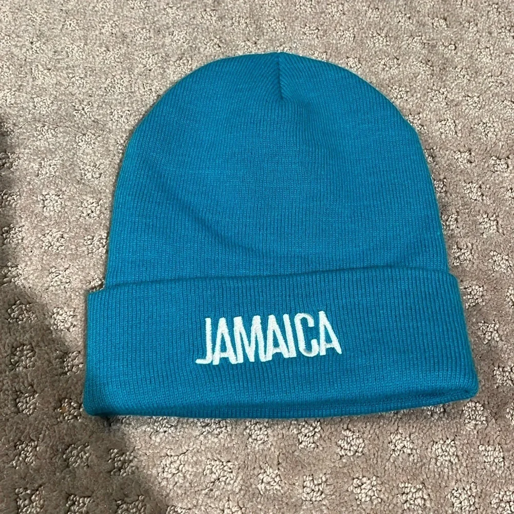 Jamaica 🇯🇲 knit, turquoise hat, 100% acrylic
